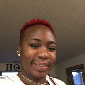 Meet your Posher, Jamesha